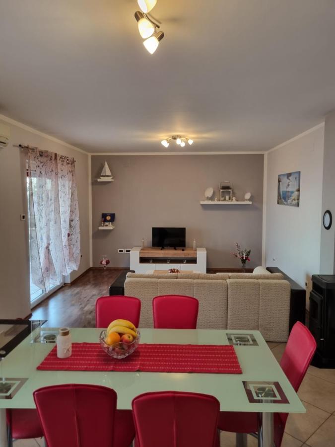 Apartments Vukic Crikvenica Exterior photo